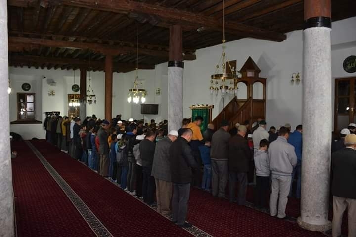 Sabah Namazında Mehmetçikler İçin Dua Edildi