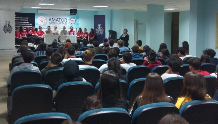 Gençlere Basketbolu Anlattılar