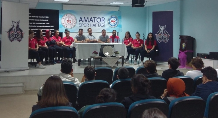 Gençlere Basketbolu Anlattılar