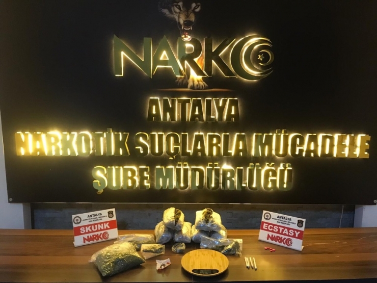 Antalya’da İranlı Şüphelilere Uyuşturucu Operasyonu