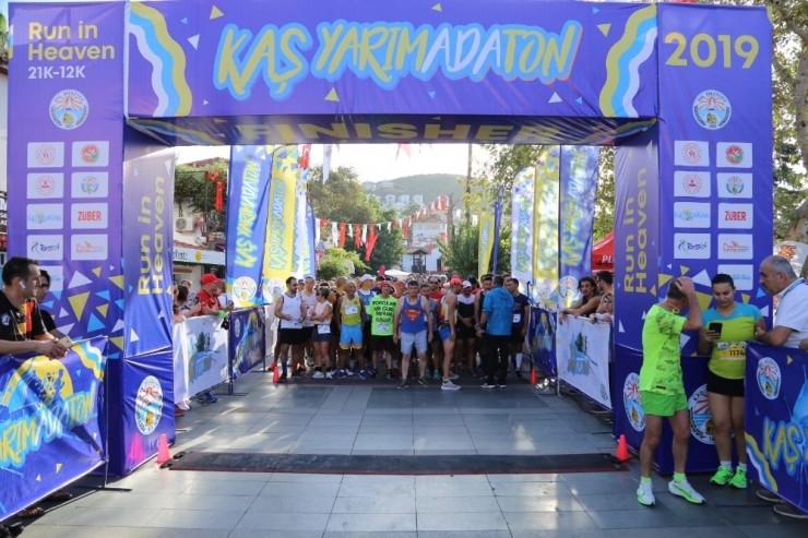 Kaş Yarımadaton Yarışları Tamamlandı