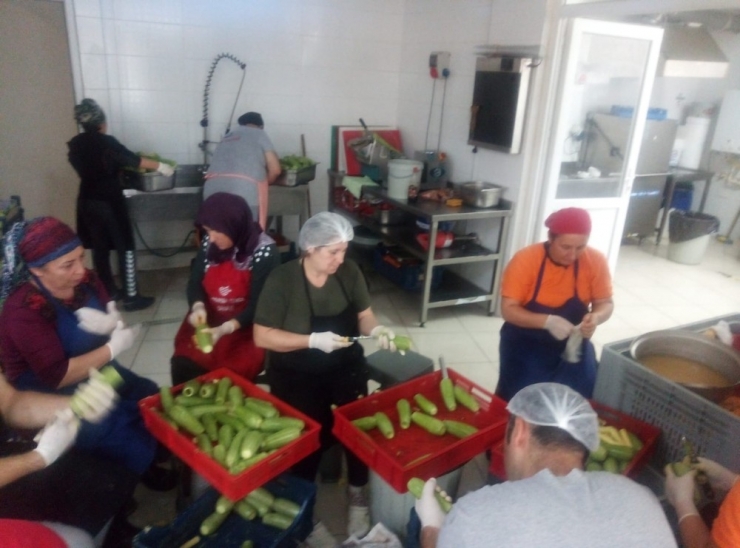 Bandırma’nın Gülsüm Ustası Hayaline Kavuştu
