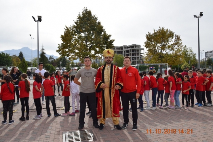 Erü Spor Bilimlerinden “Spor Yap Zinde Kal” Etkinliği