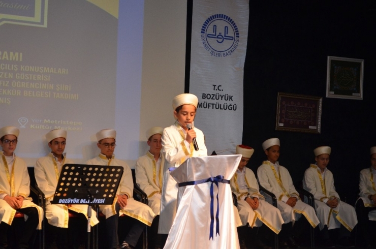 Bozüyük’te Hafız Olan 24 Öğrenci İçin İcazet Merasimi Düzenlendi