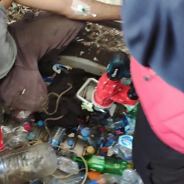 Bacağı Çöp Öğütücü Makineye Sıkıştı, Ekipler Seferber Oldu