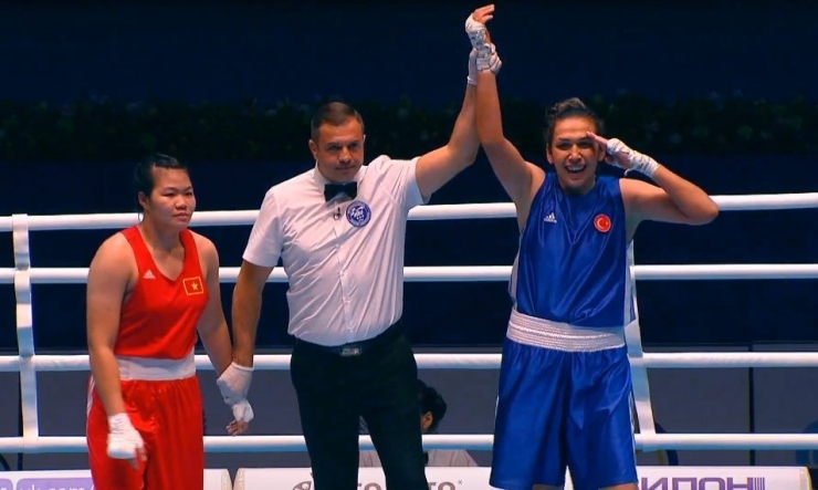 Milli Boksçu Güneri, Rusya’da Adını Finale Yazdırdı