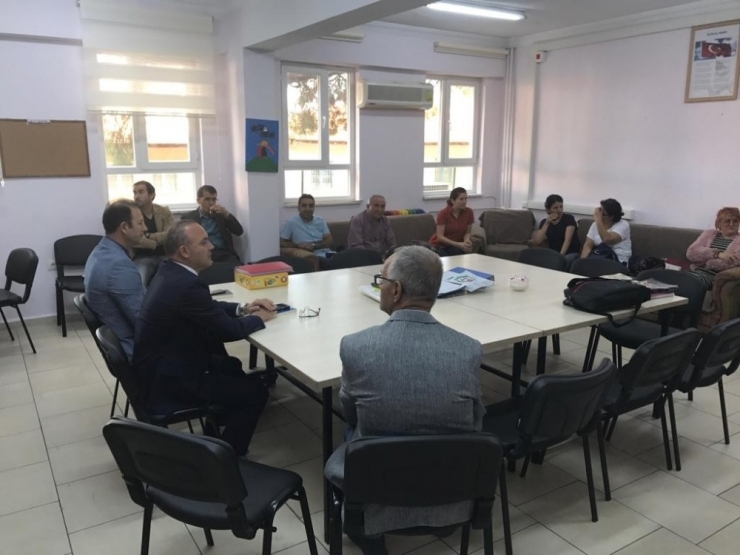 Kaymakam Öner Okul Ziyaretlerine Başladı