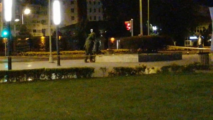 Meydan’da Şüpheli Bisiklet Paniği