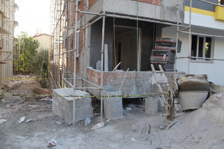 Konya’da İnşaatın 4. Katından Düşen İşçi Yaralandı