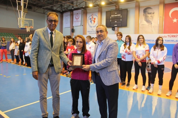 Amatör Spor Haftası Kapanış Programı Düzenlendi