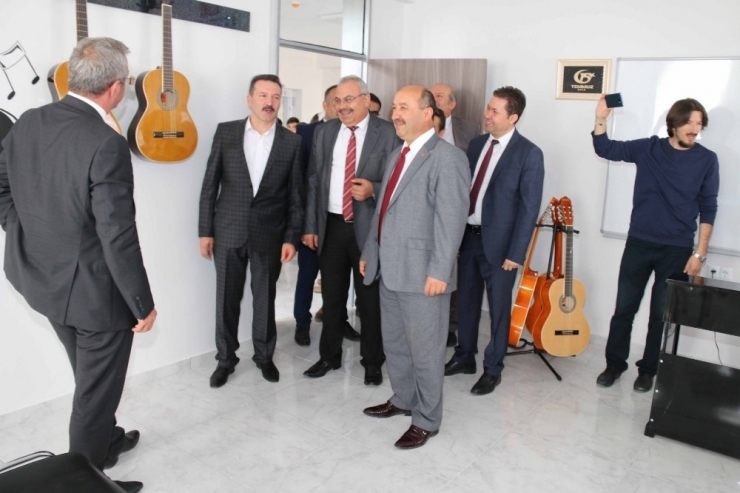 Ortaokulda Müzik Atölyesi Açıldı