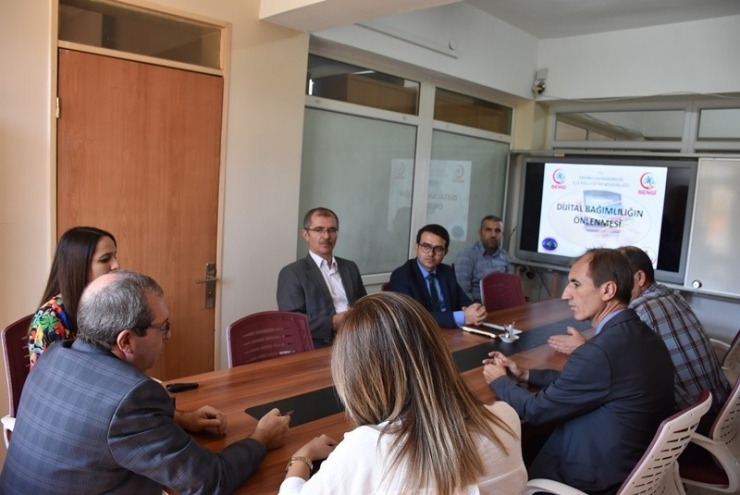 Sındırgı’da Okullarda Telefon, Tablet Yasak