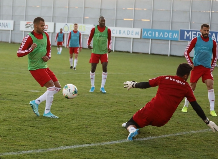 Sivasspor’da Neşeli İdman