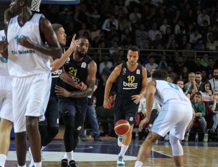 Tbsl: Türk Telekom: 59 - Fenerbahçe Beko: 75