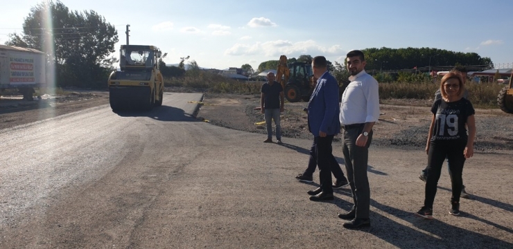 Başkan Işıksu, Asfalt Çalışmalarını Yerinde İnceledi