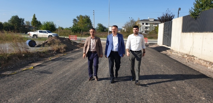 Başkan Işıksu, Asfalt Çalışmalarını Yerinde İnceledi