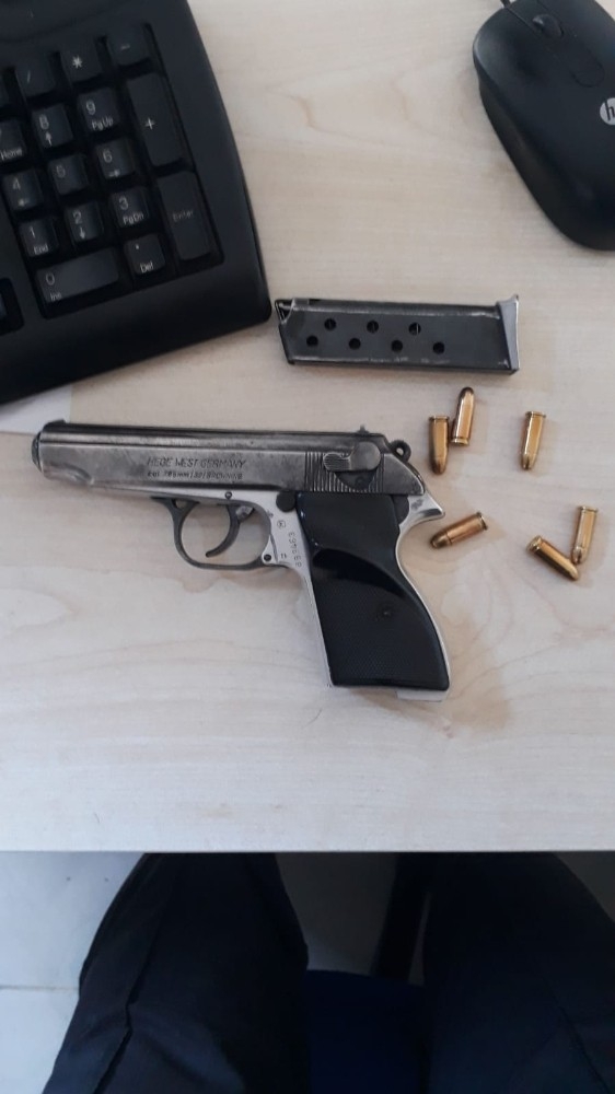 Polis Uygulamasında 5 Silah Yakalandı