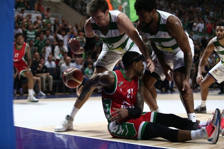 Basketbol Süper Ligi: Bursaspor: 77 - Pınar Karşıyaka: 85