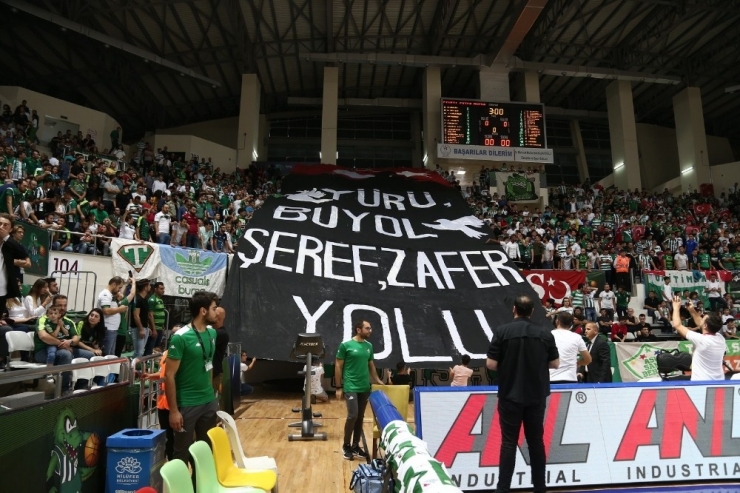 Bursaspor Taraftarından Mehmetçiğe Destek