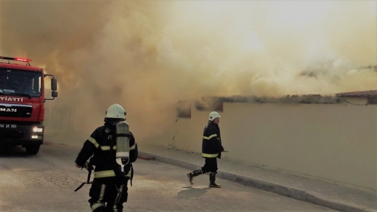 İplik Fabrikasında Yangın