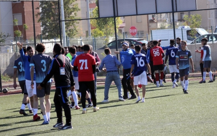 Maç Bitti Kavga Başladı