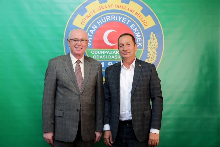 Kazım Kurt’tan Odunpazarı Ziraat Odası’na Ziyaret