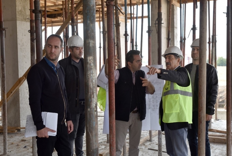 Metin Özöğüt Yaşam Ve Bakım Merkezinin Yapımı Devam Ediyor