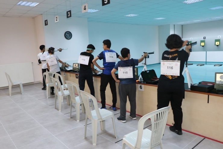 Amatör Spor Haftası Havalı Silahlar Turnuvası