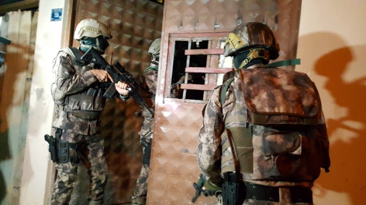 Akustik Gitardan Uyuşturucu Çıktı