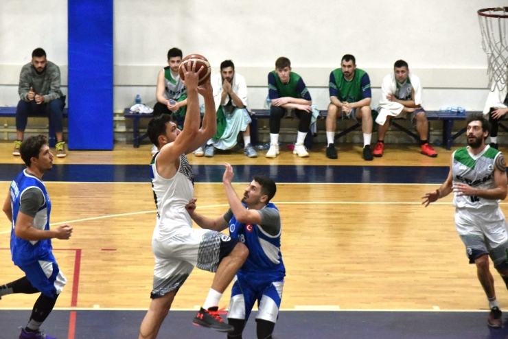 Çorlu Belediyesi 2. Lig’e Galibiyetle Başladı