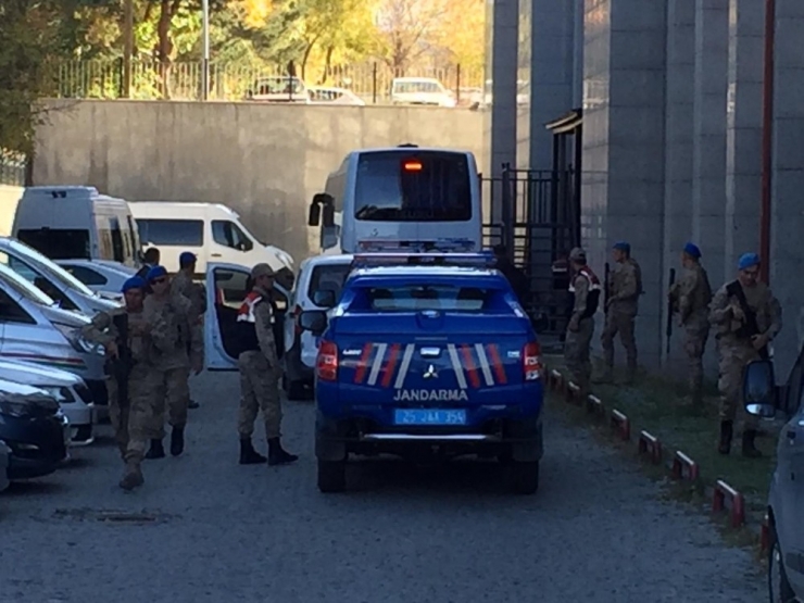 Tarihin En Büyük Uyuşturucu Operasyonu Zanlıları Hakim Karşısına Çıkarıldı