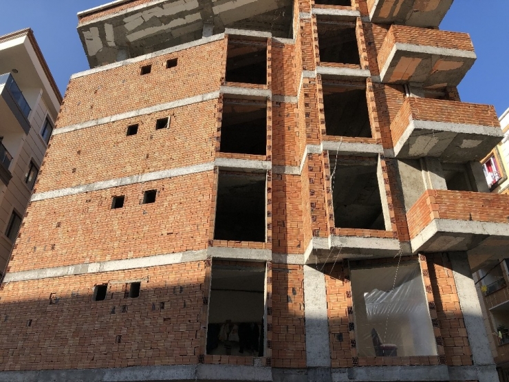 İki Gün Önce Çalışmaya Başladığı İnşaatta 5’inci Kattan Düşerek Hayatını Kaybetti