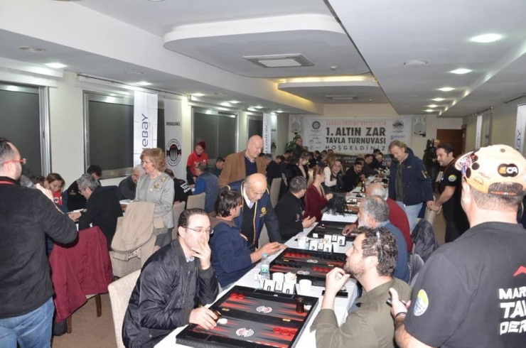 Marmaris’te Zarlar Bu Sefer Eğitime Destek İçin Atılıyor