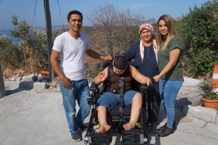 Yol Sorunu Çözülen Berat, Artık Çok Mutlu