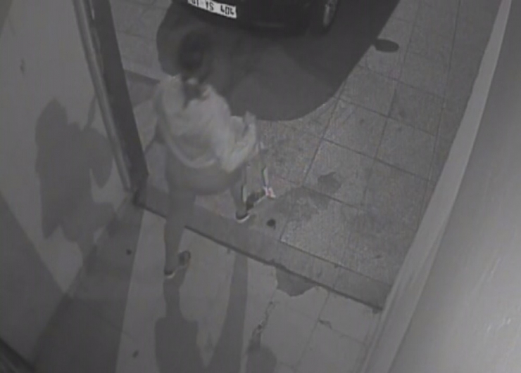 Eskort Sitesinden Bulduğu 5 Kadını Gasp Etti