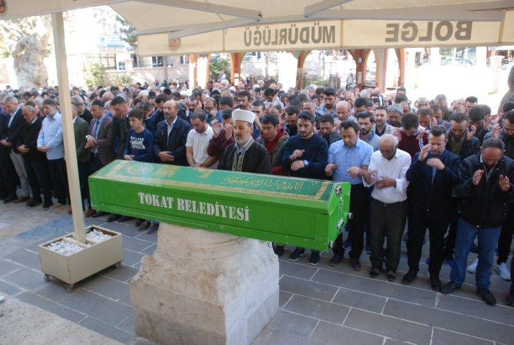 9 Yaşında Lösemiye Yenik Düştü