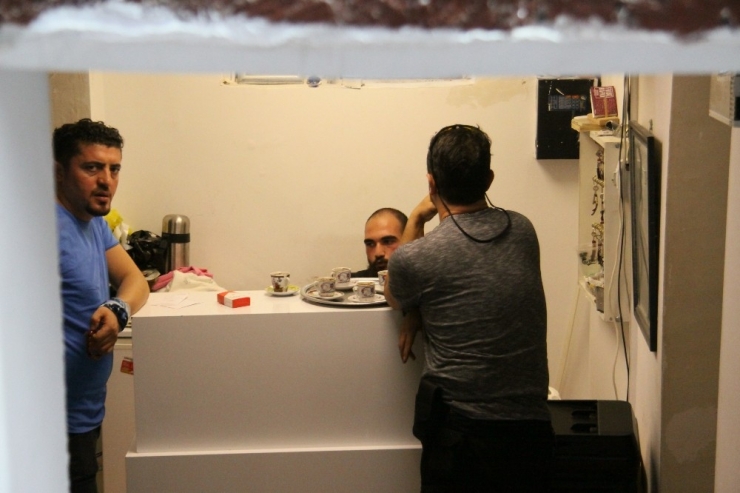 Pansiyoncu İşe Aldığı Kişinin Gasbına Uğradı