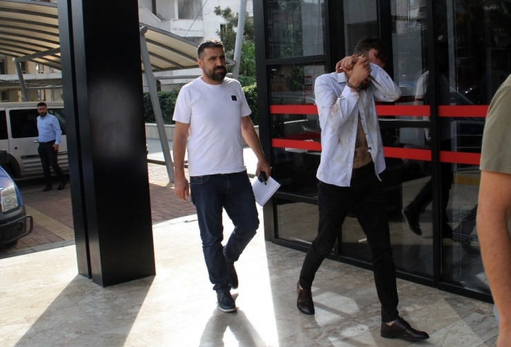 Polisi "Sizinle Görüşeceğiz" Diye Tehdit Etti, 6 Ayrı Suç Ve Kasten Öldürmekten 13 Yıl Hüküm Giydiği Ortaya Çıktı