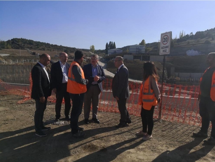 Bakan Yardımcısı Eldemir Hastane Çalışmalarını İnceledi