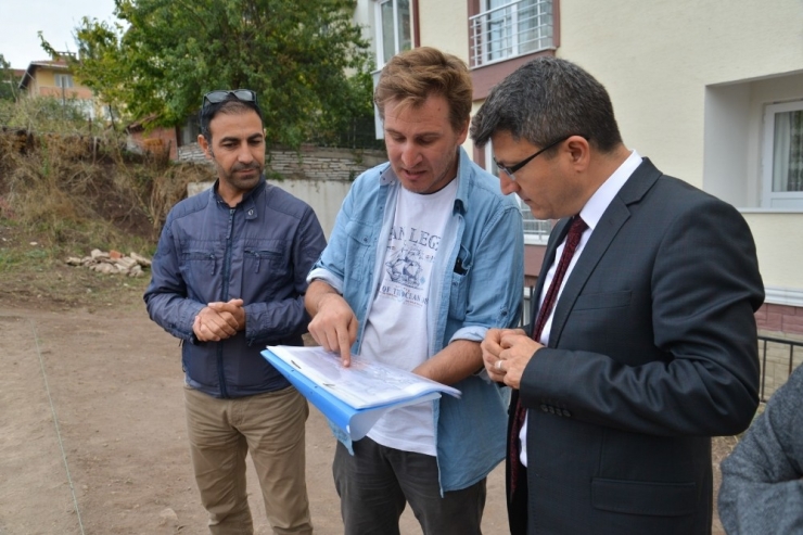 Rektör Taş’dan Bilecik’teki 8 Bin Yıllık Yerleşim Yerinde İnceleme