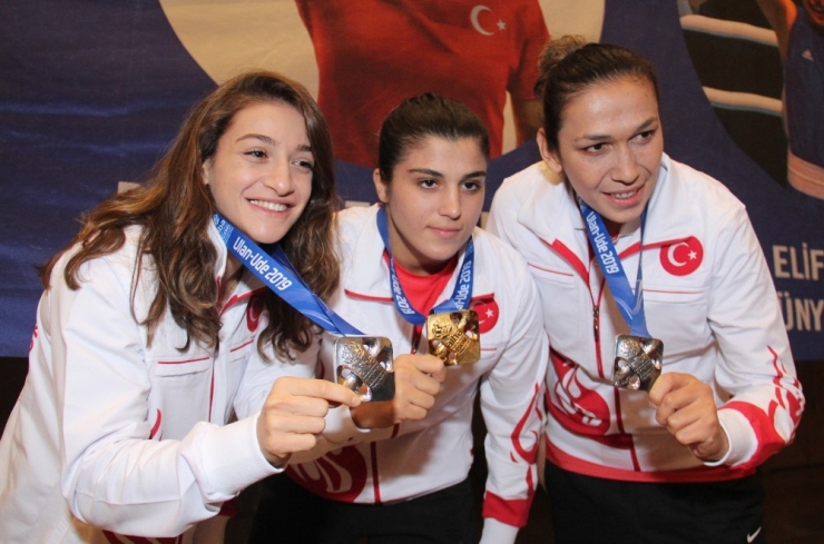 Buse Naz Çakıroğlu: "Olimpiyatlarda Altın Madalya Almamak İçin Hiçbir Neden Yok"