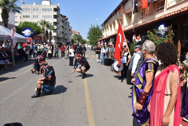 Antik Romalılar Efeleri İzledi