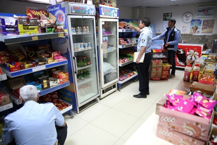 Haliliye Zabıtasından Kantinlere Sıkı Denetim