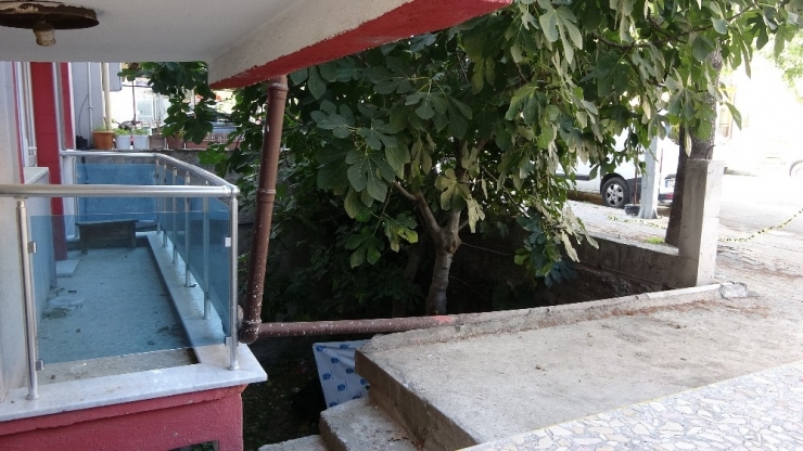 Isparta’da Düştüğü Apartman Bahçesinde Öldü