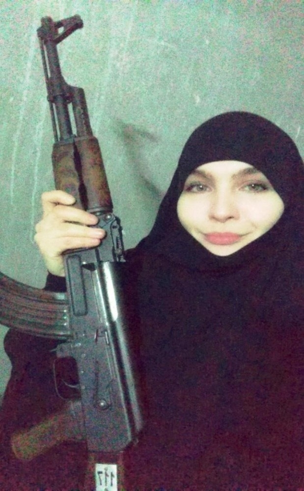 Deaş Hükümlüsü Rus Çifte ‘Resmi Belgede Sahtecilik’ Davası