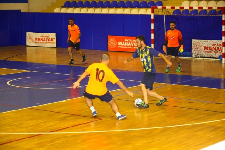 Manavgat’ta Futsal Heyecanı Başladı