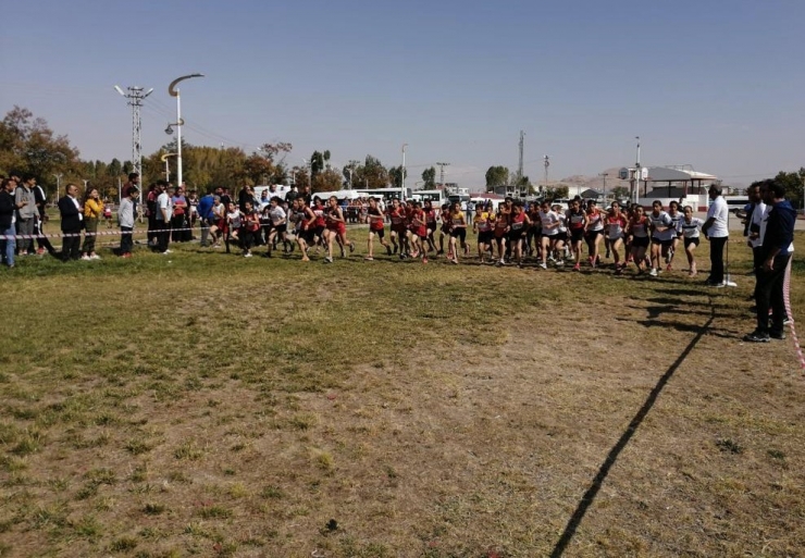 Van’da ‘Bölgesel Kros Ligi’ Yarışması