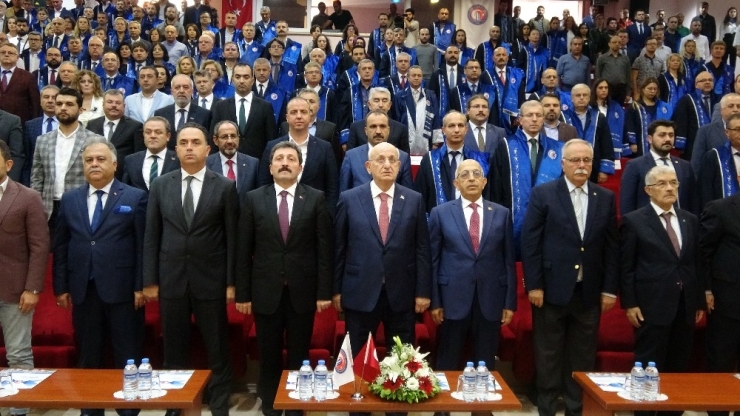 İsmail Kahraman’a Çomü’de Fahri Doktora Unvanı Verildi