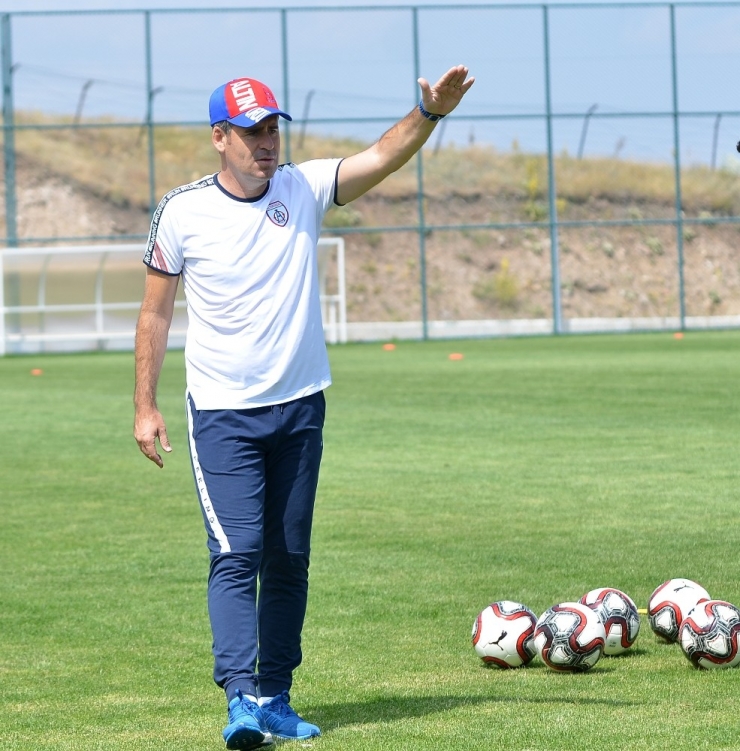 Hüseyin Eroğlu: "Derbi İzmir’e Yakışsın"