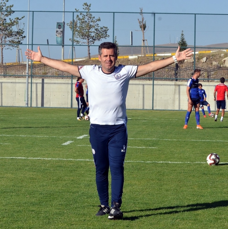 Hüseyin Eroğlu: "Derbi İzmir’e Yakışsın"